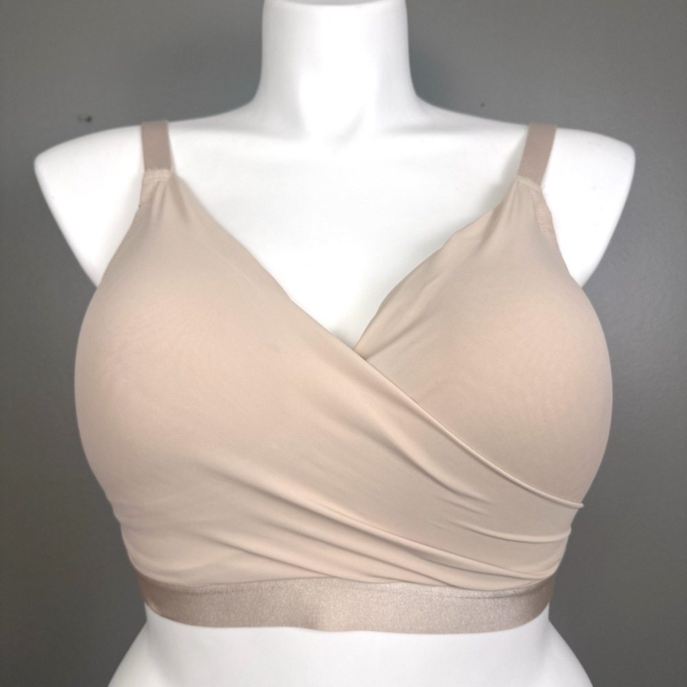 Basic Wireless Lounge Bra Déesse Collection Size 42DDD Lined Padded Beige 456568